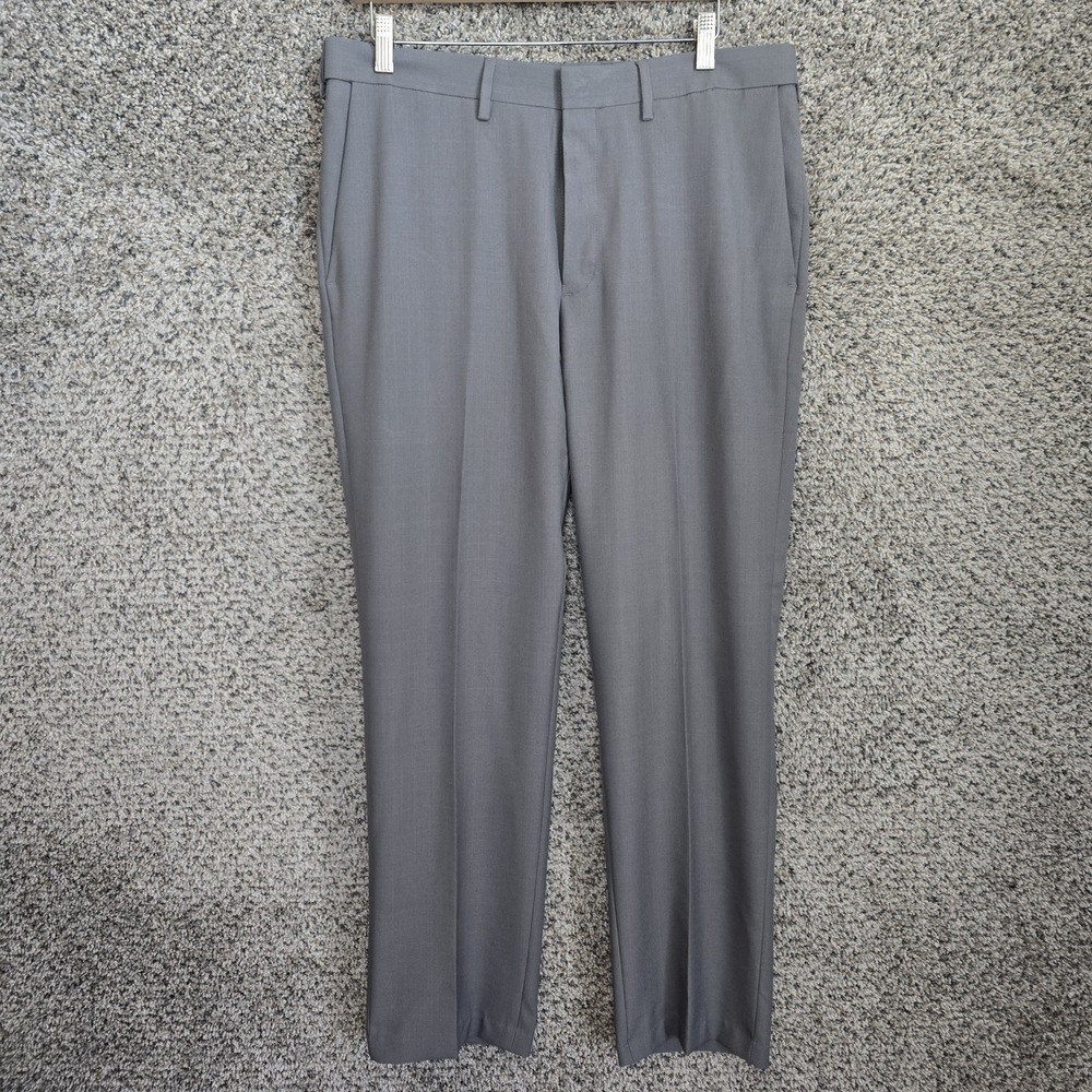 Haggar Dress Pants Mens 34x30 Gray Flat Front Premium Comfort Classic Fit Career